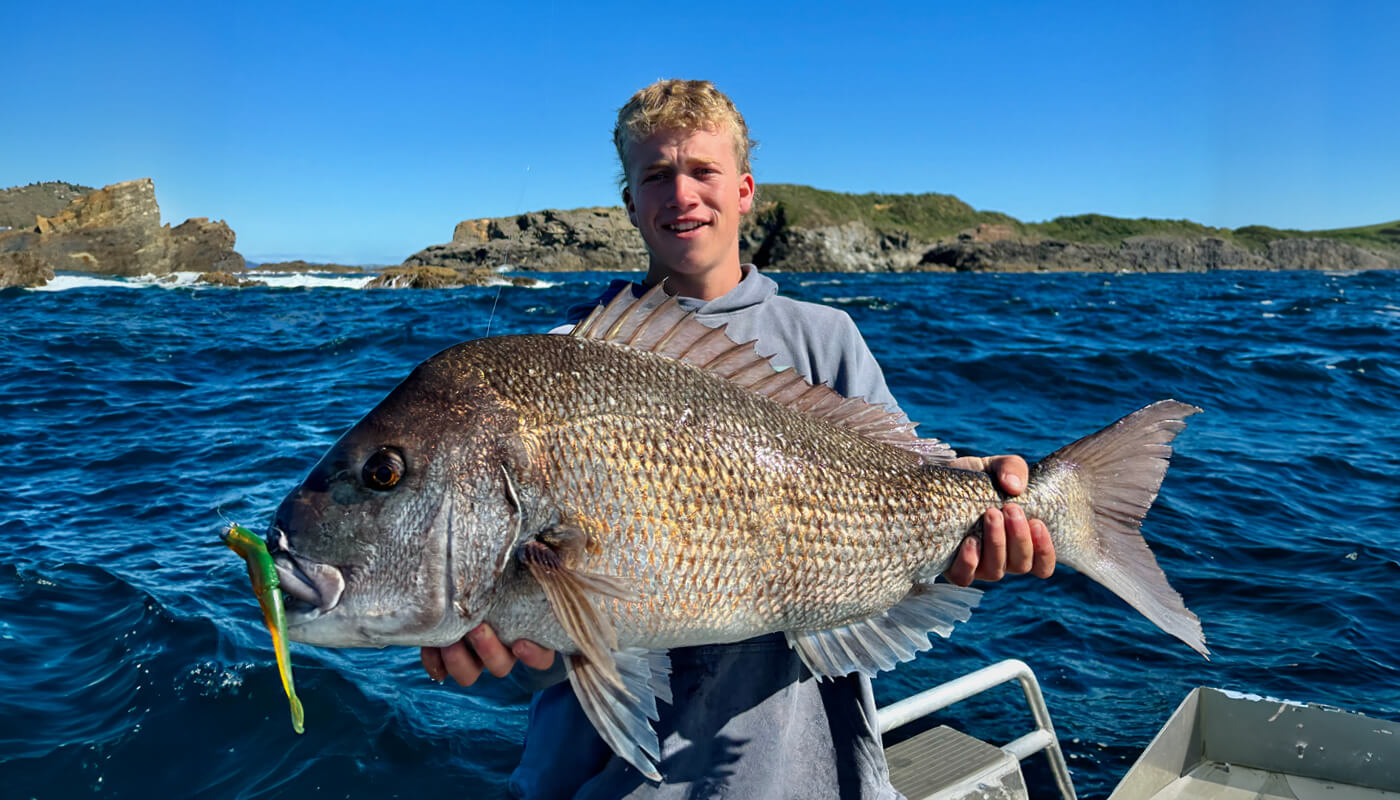 Team_Honda_Marine_William_The_Fisherman_Zig-Zag_1400_x_800